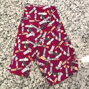 LuLaRoe TC Lipstick 💄 Leggings